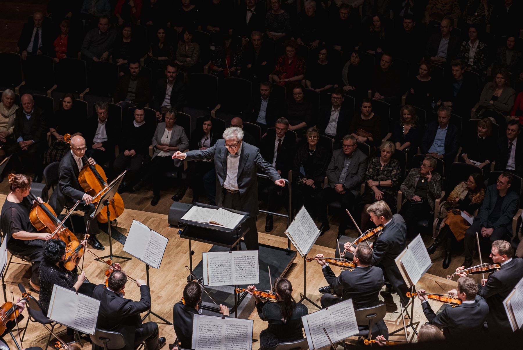 Vassily Sinaisky i orkiestra symfoniczna Janáček Philharmonic Orchestra